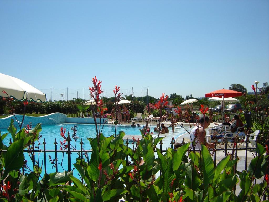 Elena Club Resort Silvi Marina Ngoại thất bức ảnh